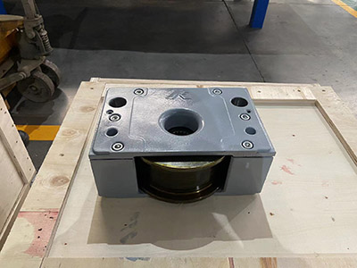 DRS-125-MA35-A-60-B-X-X Heavy Duty Door Wheel Blocks