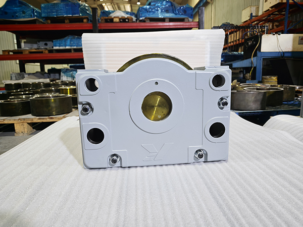 Demag Cranes DRS 315-A65-A-90-K-X-A50 Wheel Block